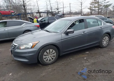 2011 Honda Accord 2.4 Lx z USA, uszkodzony, nr VIN 1HGCP2F30BA053799